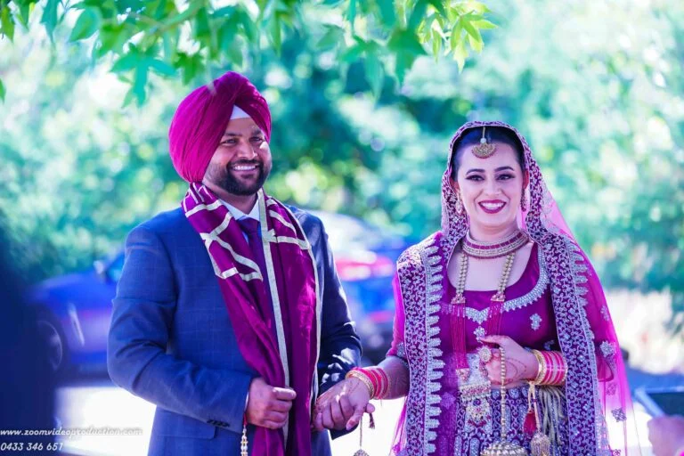 Engagement-Photographer-kew-jpg-768x512