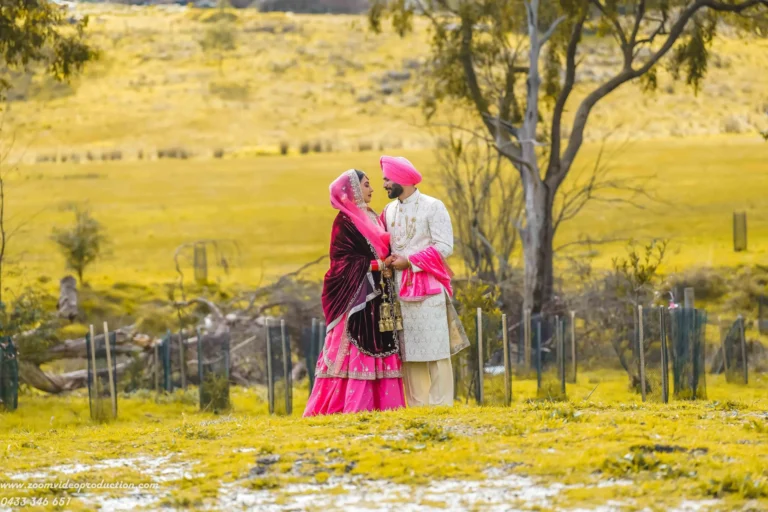 romantic-candid-engagement-shoot-melbourne